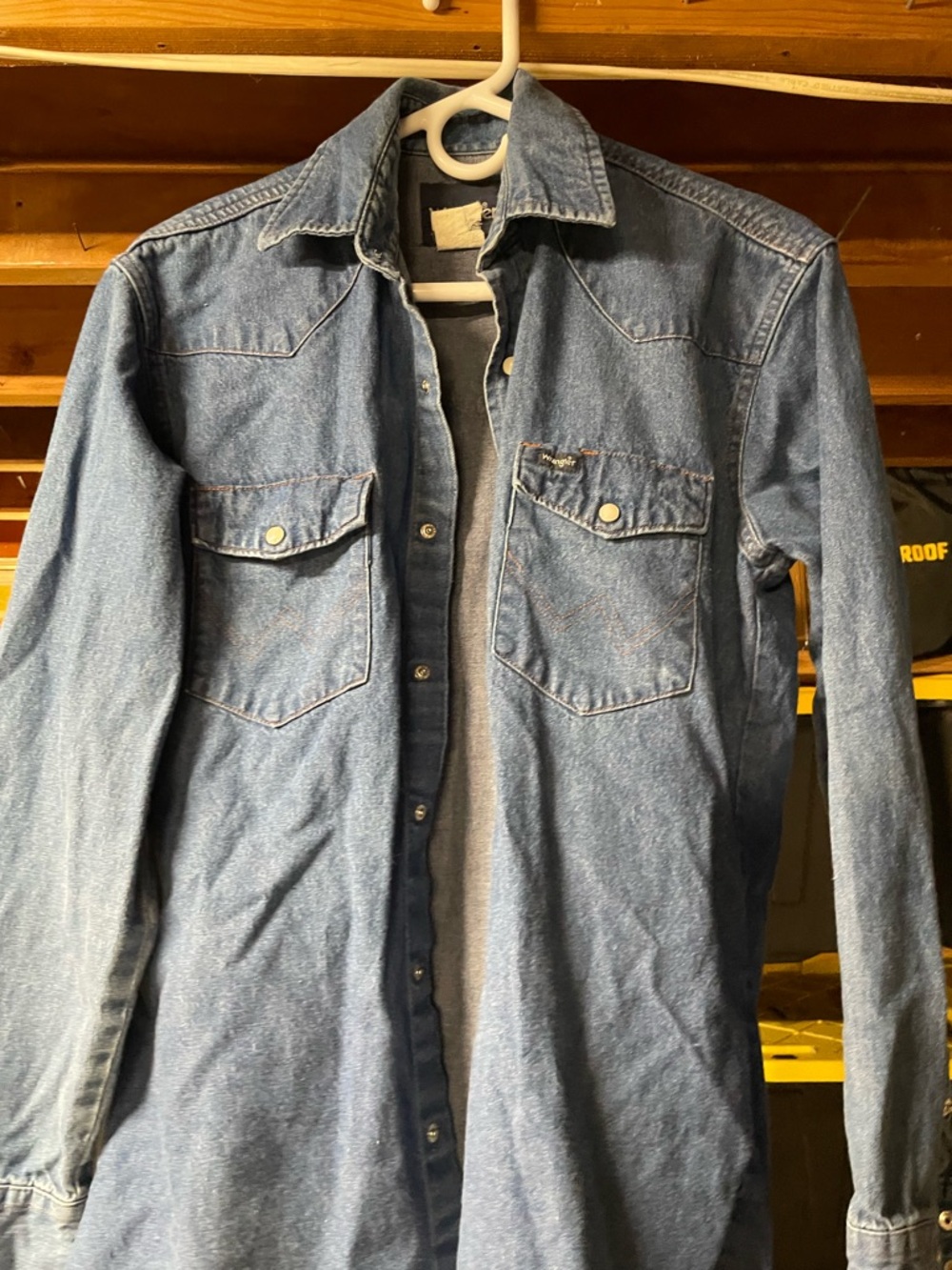 Wrangler Denim Pearl Snap Vintage 90’s Medium Shirt Navy Blue Label